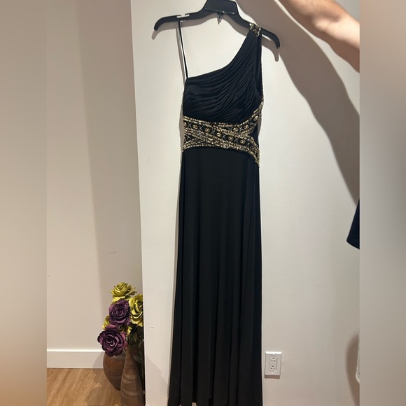 LAURA Petite Formal Dress - Picture 1 of 3